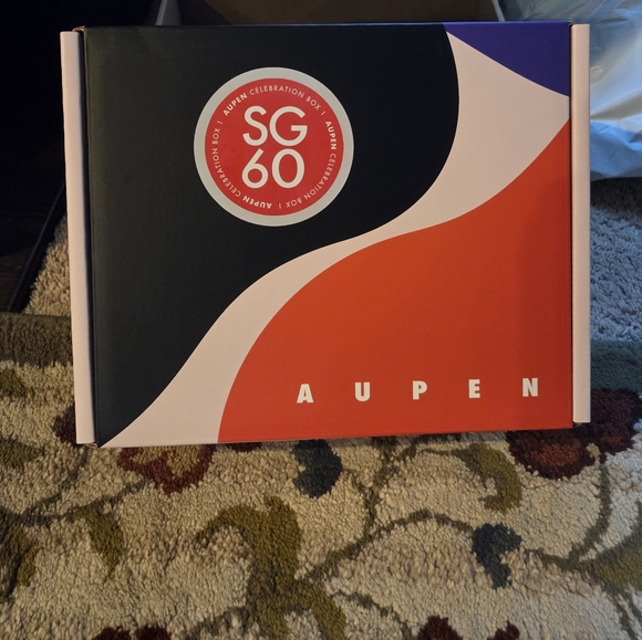 Aupen SG60 Celebration Box - Picture 1 of 1